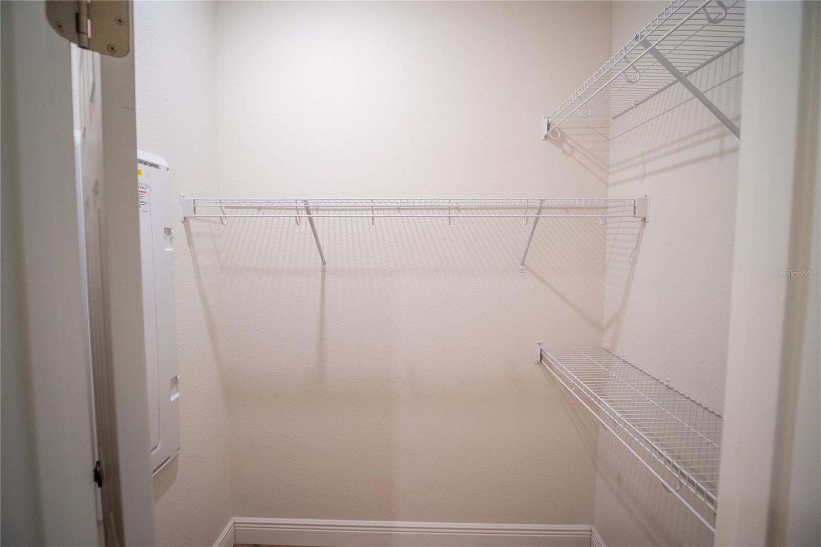 Image 22 of 32 For 9175 Longship Alley