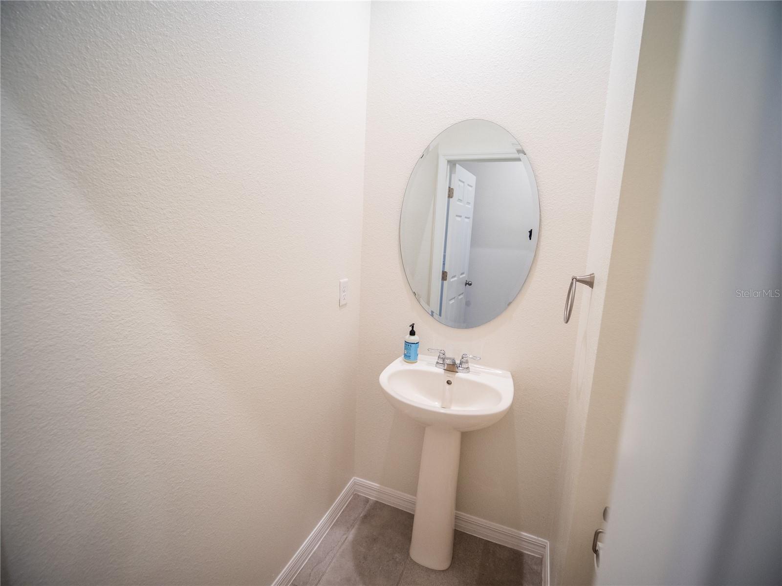 Image 23 of 32 For 9175 Longship Alley