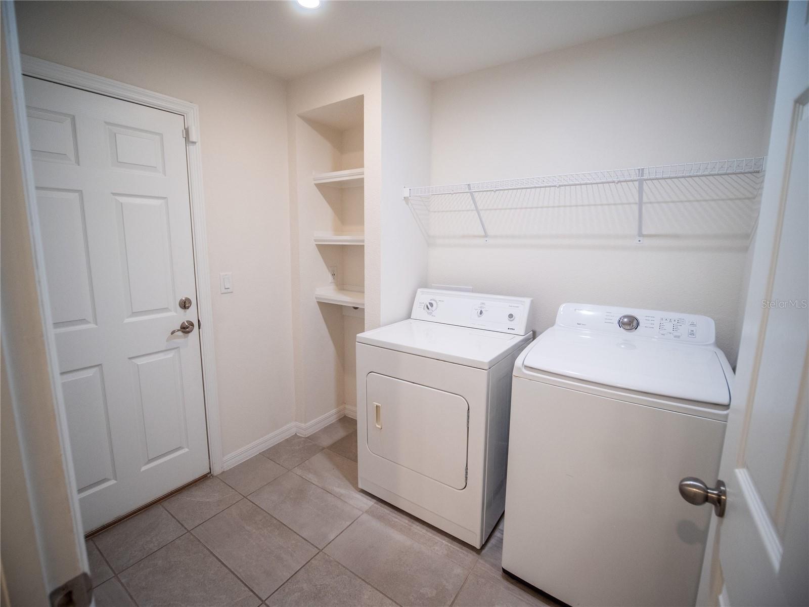 Image 24 of 32 For 9175 Longship Alley