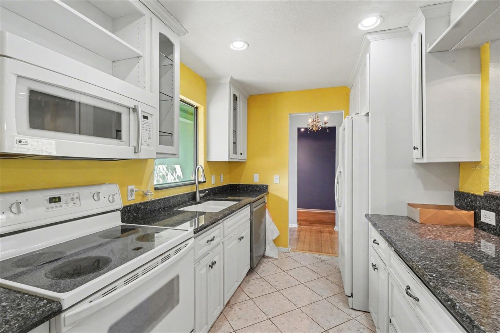 Image 11 of 27 For 2429 Myrtle Avenue