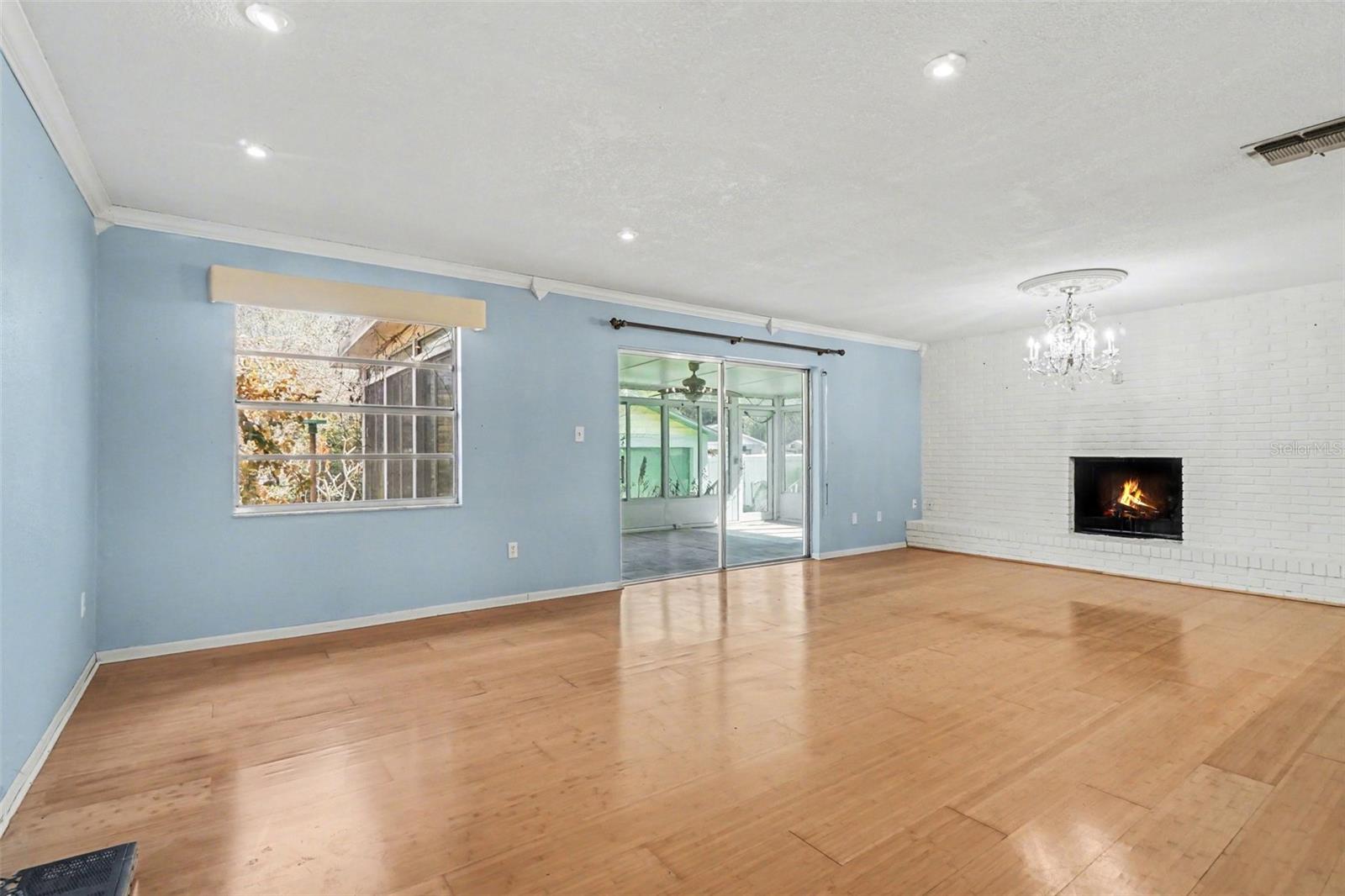 Image 7 of 27 For 2429 Myrtle Avenue