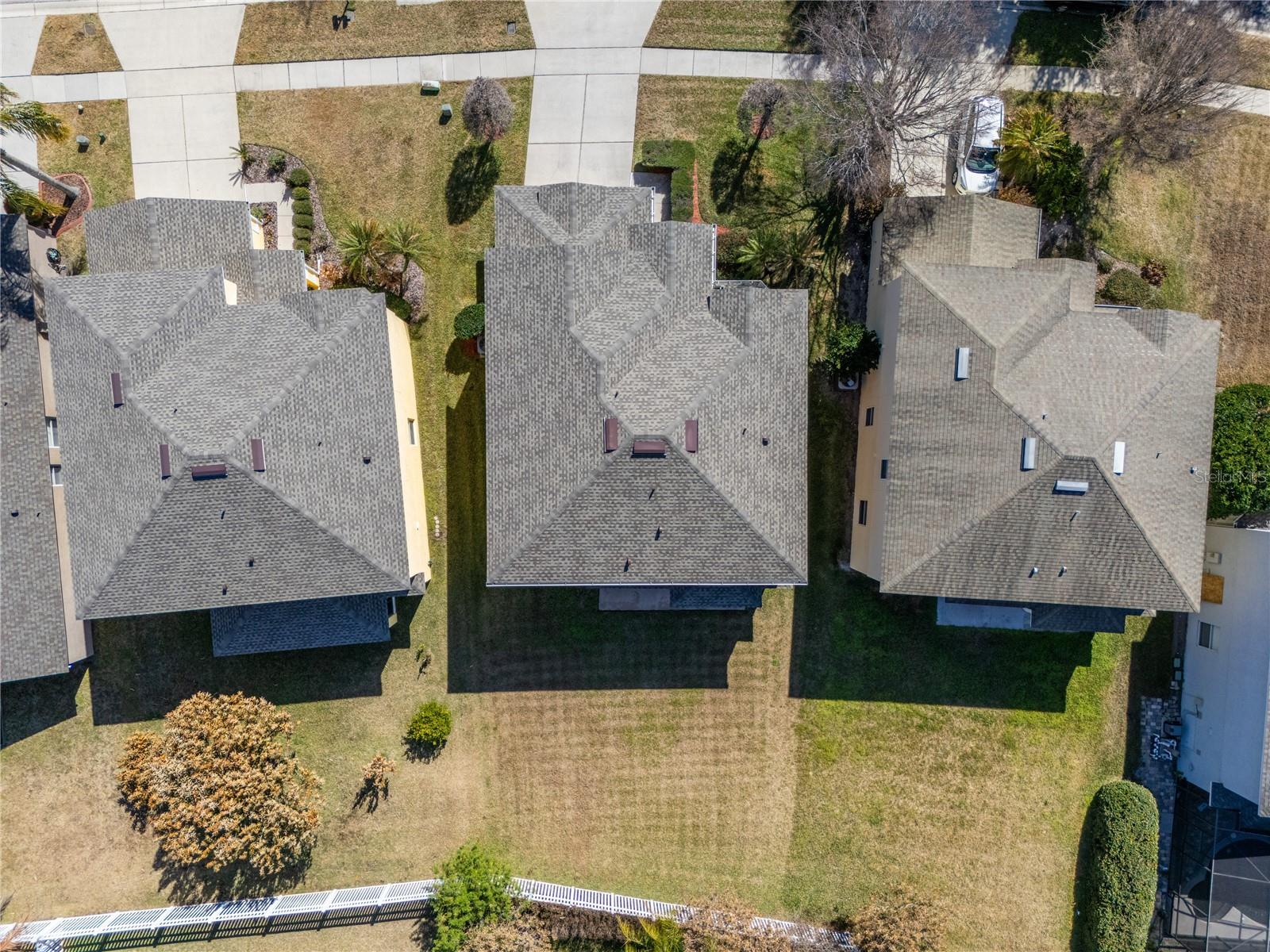 Listing photo id 21 for 9931 Heron Pointe Drive