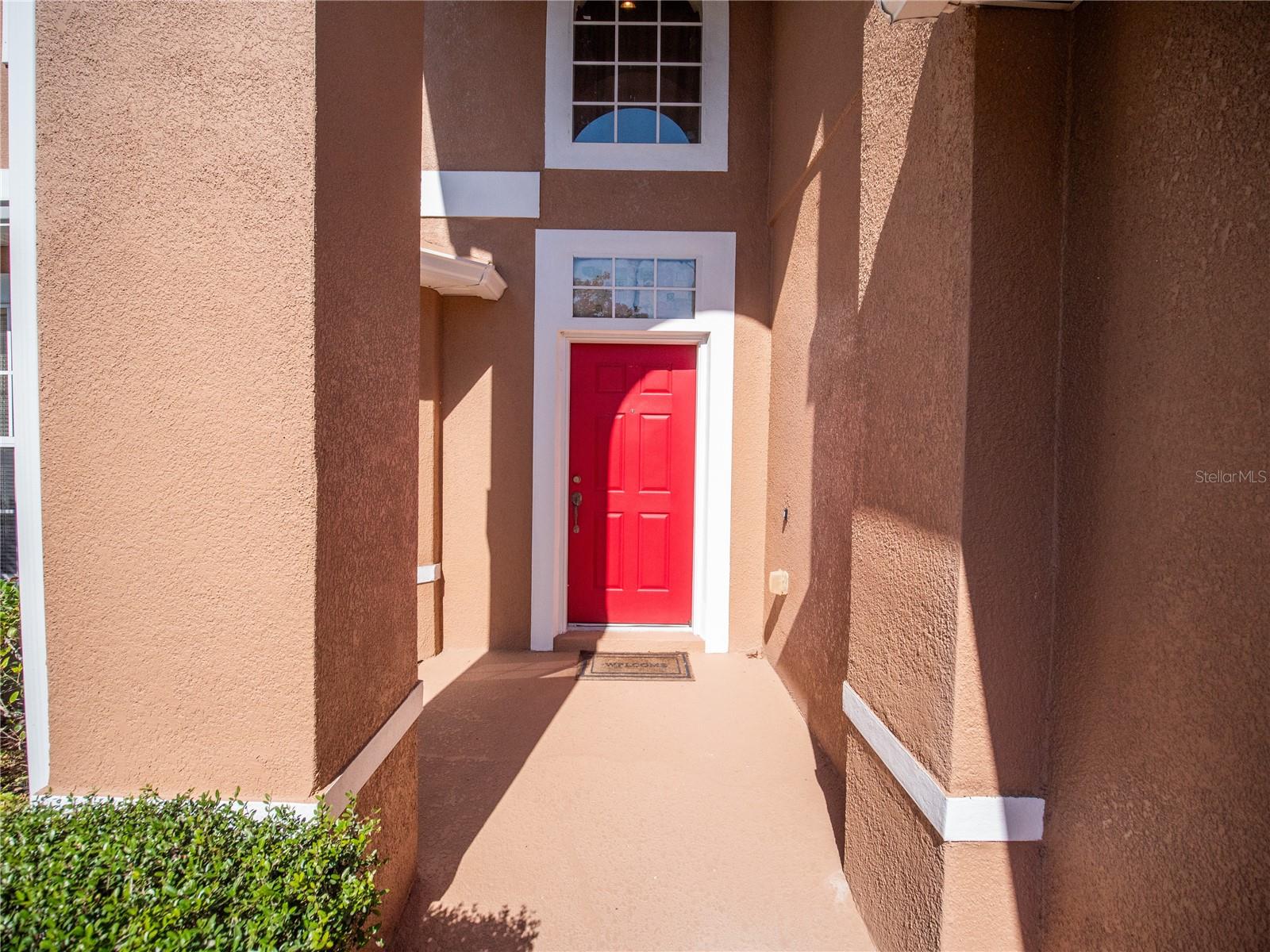 Listing photo id 3 for 9931 Heron Pointe Drive