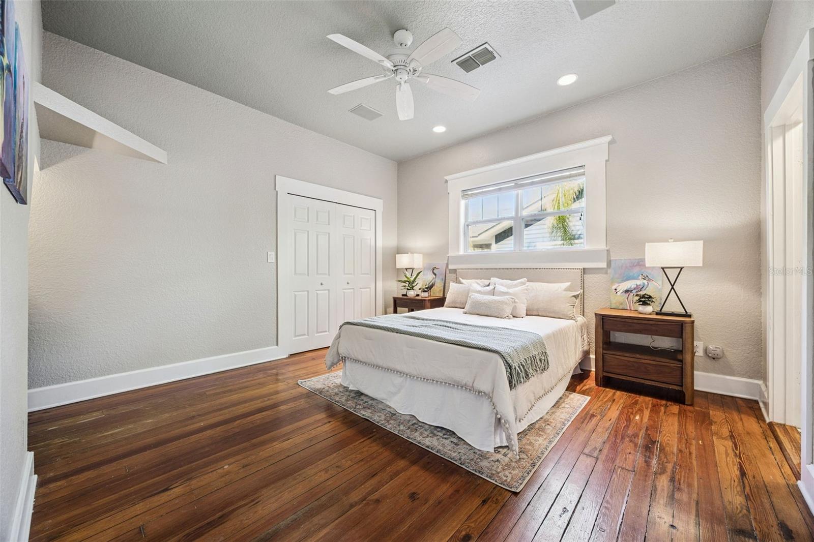 Image 14 of 45 For 913 La Salle Avenue