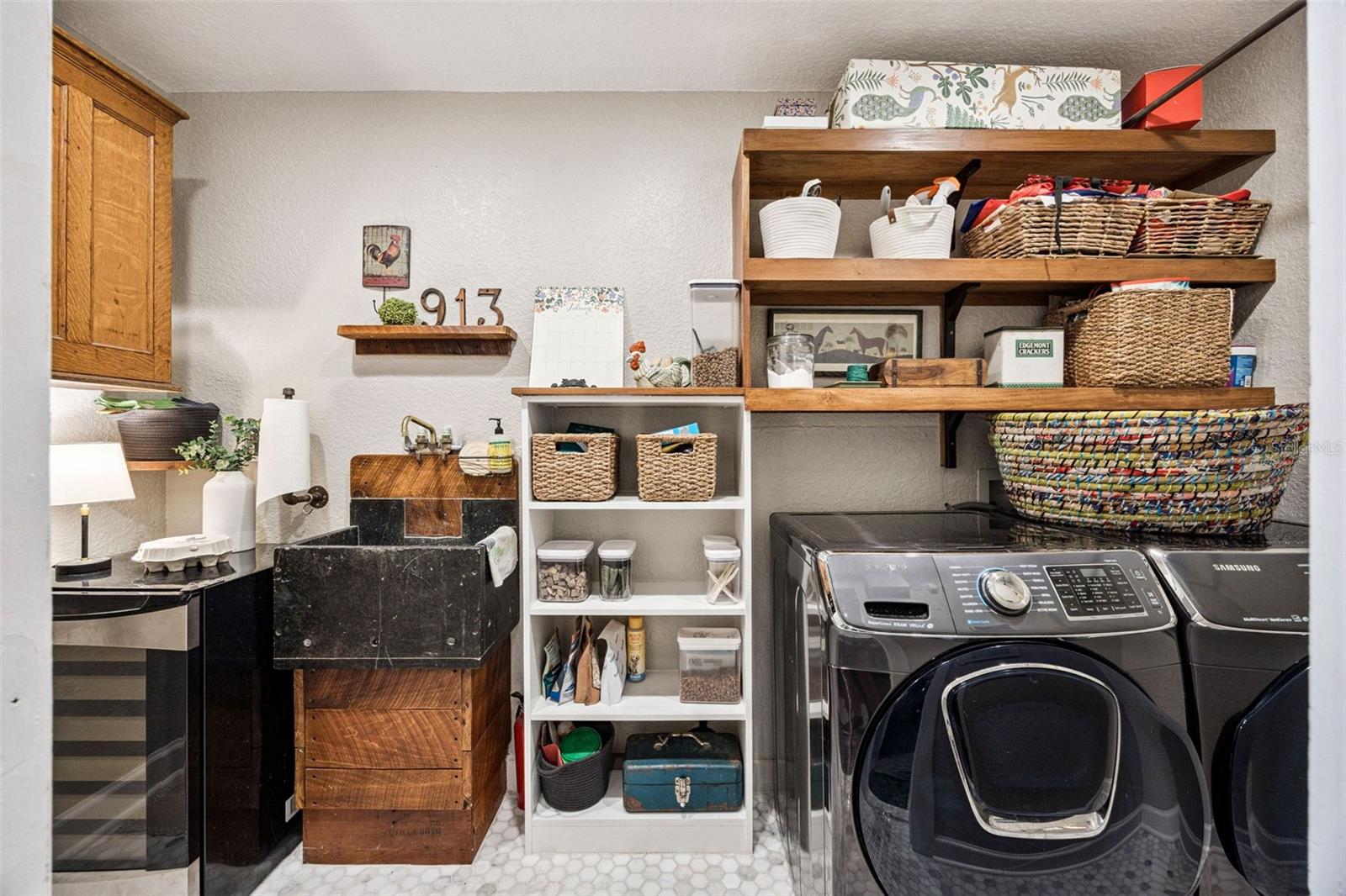 Image 25 of 45 For 913 La Salle Avenue