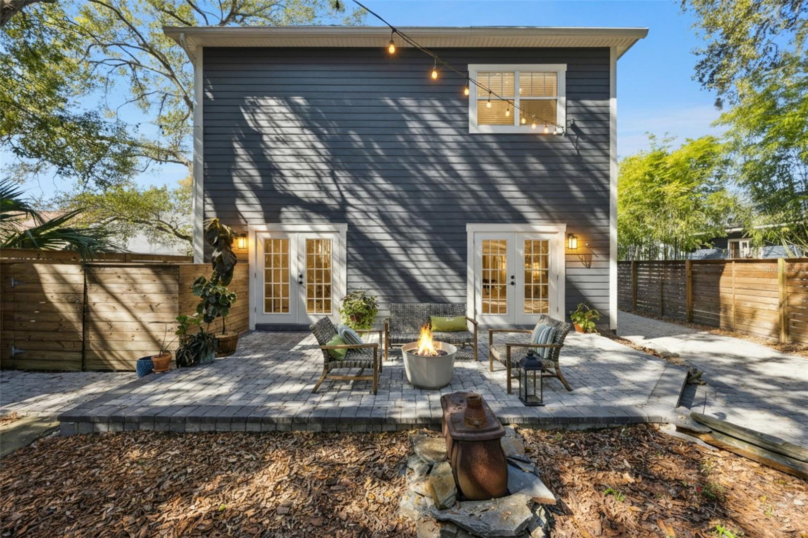 Image 27 of 45 For 913 La Salle Avenue