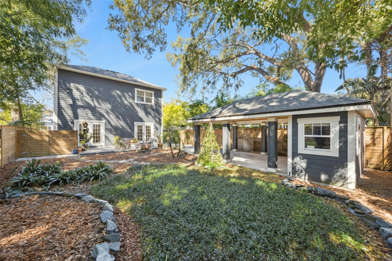 Image 28 of 45 For 913 La Salle Avenue