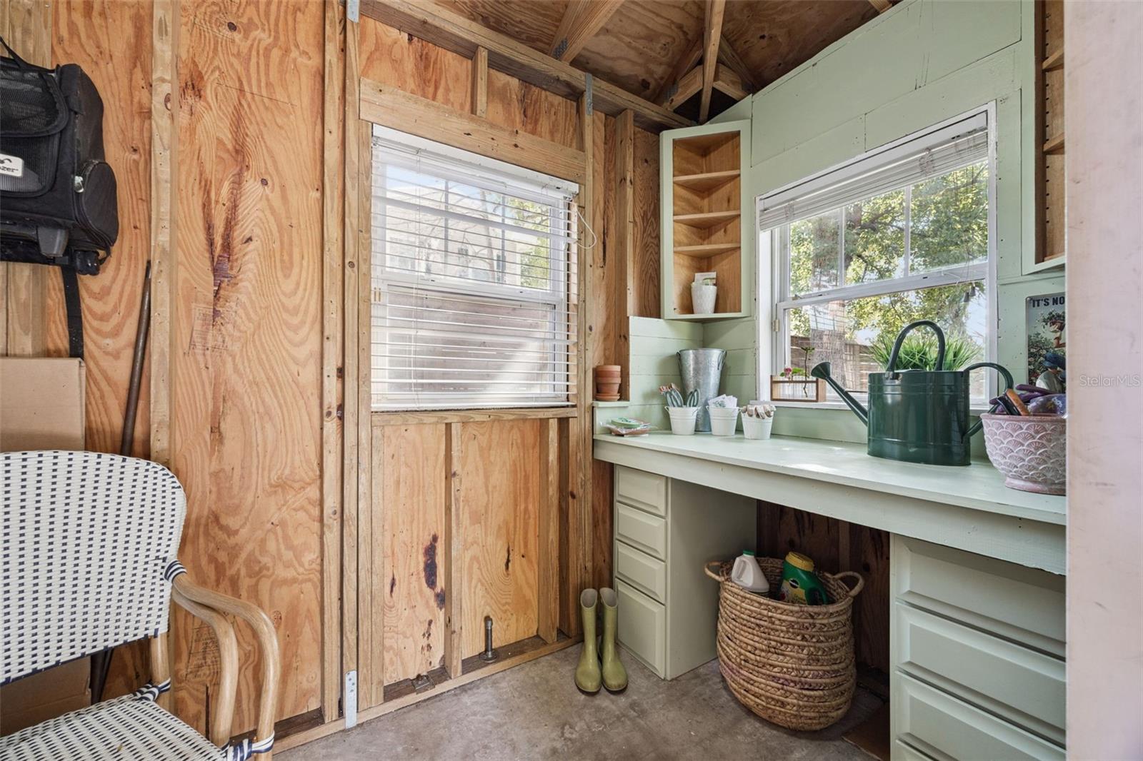 Image 32 of 45 For 913 La Salle Avenue