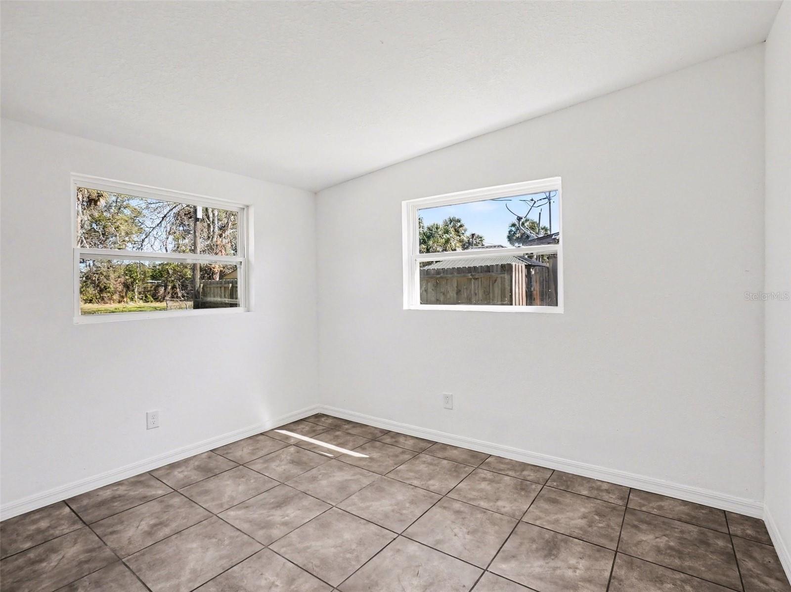 Image 18 of 29 For 3032 Truman Boulevard