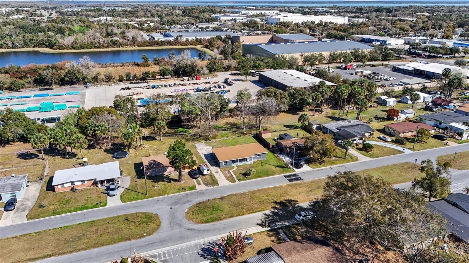 Image 25 of 29 For 3032 Truman Boulevard