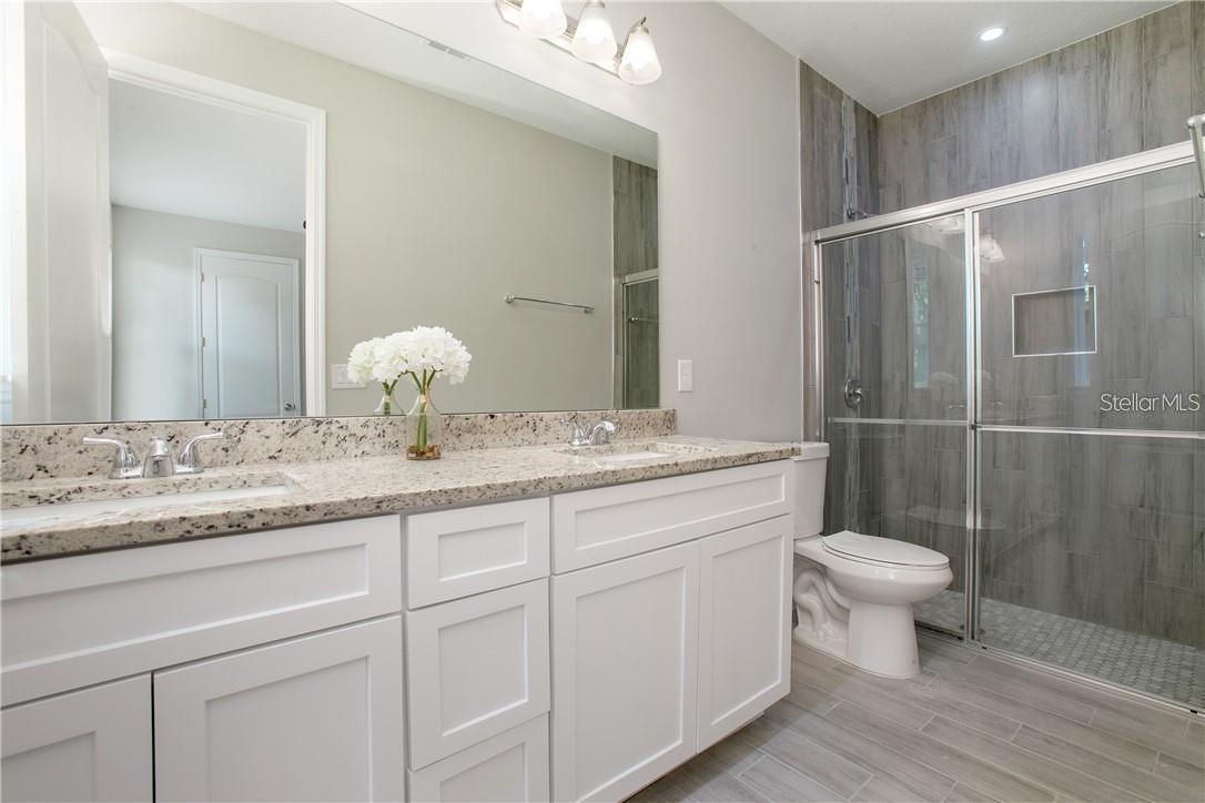 Listing photo id 18 for 1777 Burrows Lane