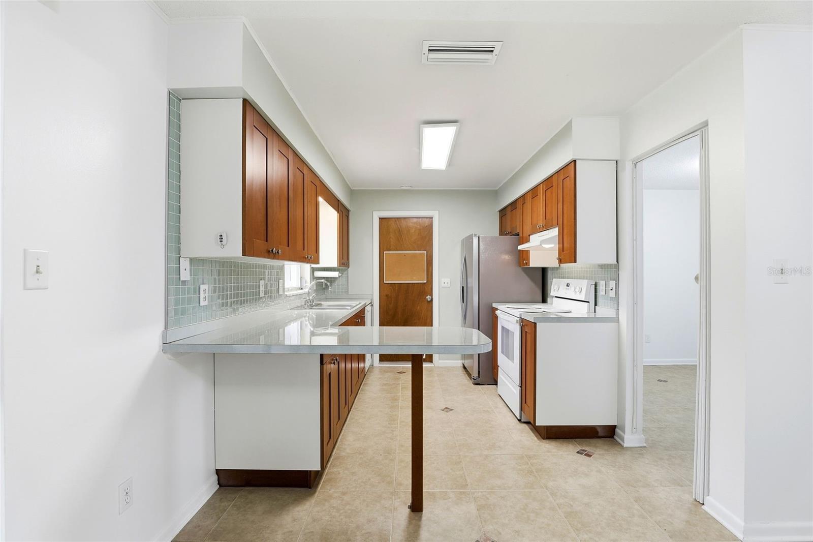 Image 12 of 34 For 3324 Balsam Drive