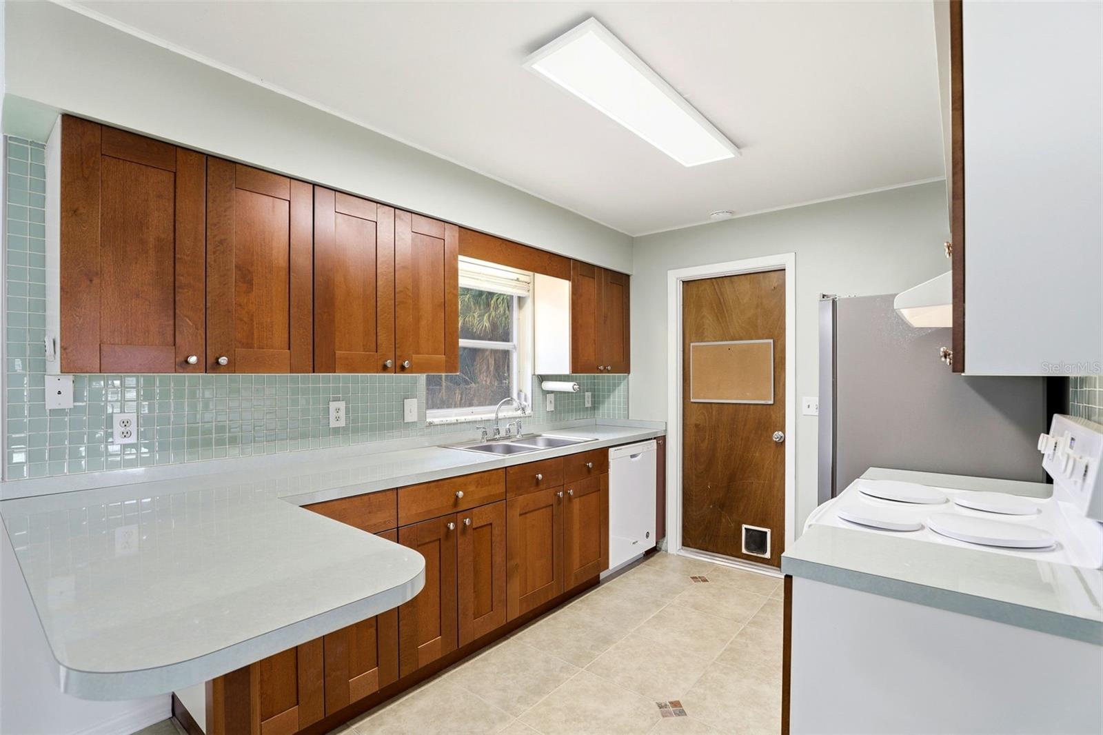 Image 13 of 34 For 3324 Balsam Drive