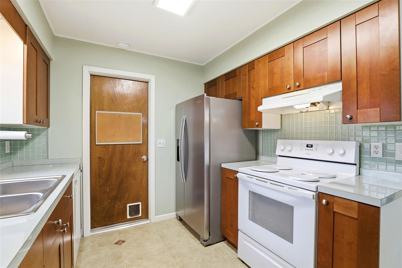 Image 14 of 34 For 3324 Balsam Drive