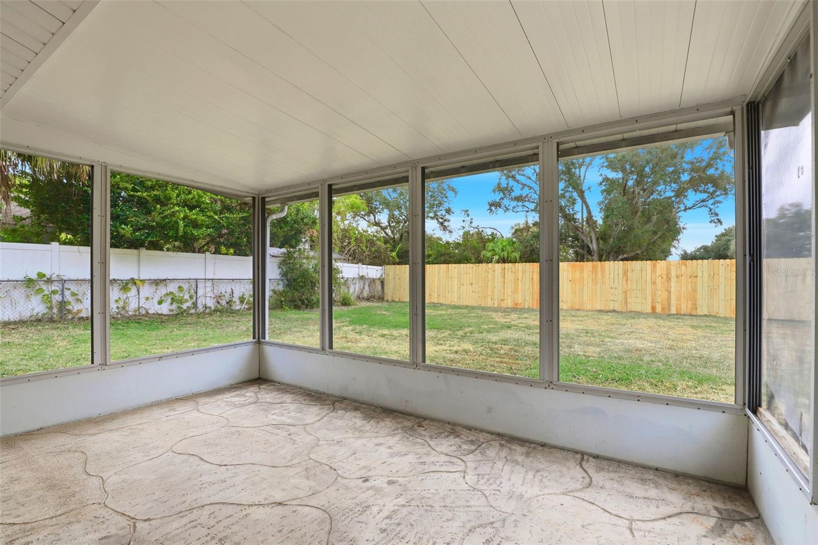 Image 27 of 34 For 3324 Balsam Drive