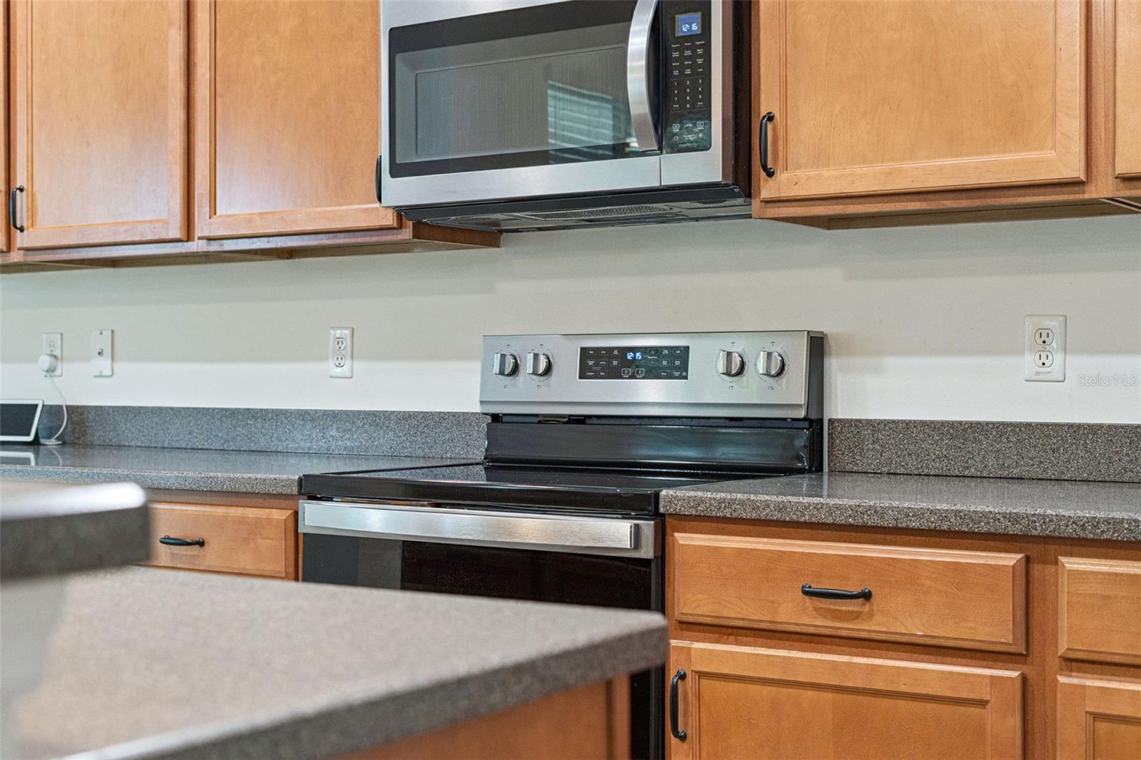 Image 18 of 50 For 11943 Verrazano Drive