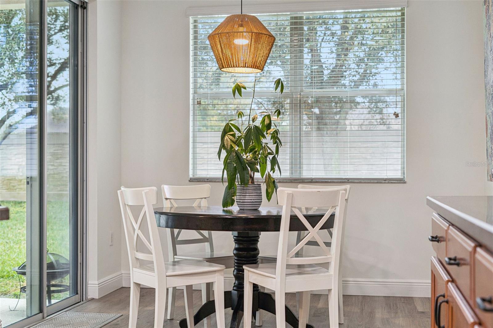 Image 21 of 50 For 11943 Verrazano Drive