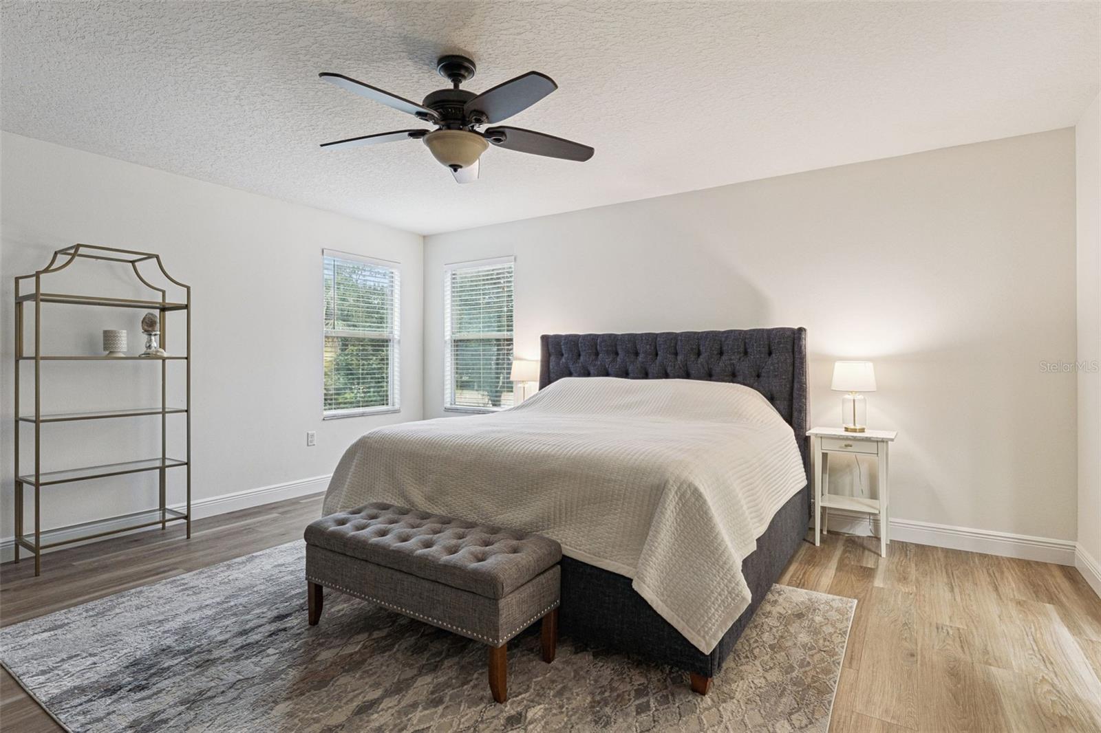 Image 24 of 50 For 11943 Verrazano Drive