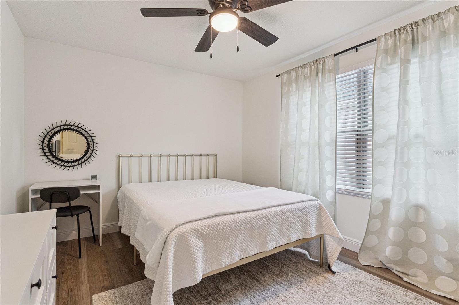 Image 28 of 50 For 11943 Verrazano Drive