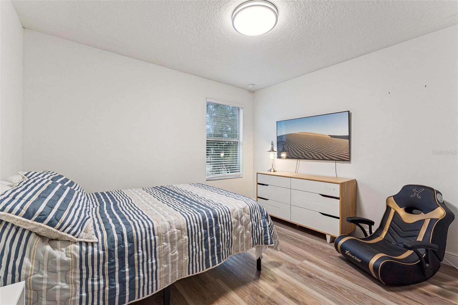 Image 29 of 50 For 11943 Verrazano Drive