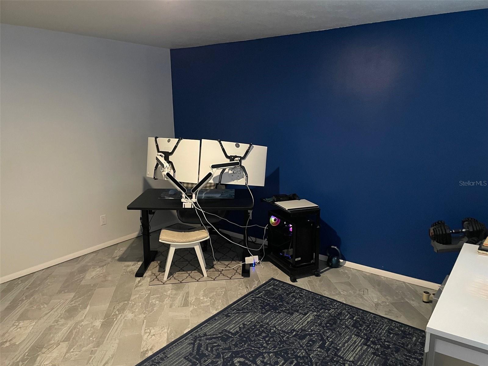 Image 14 of 25 For 2325 Lauderdale Court