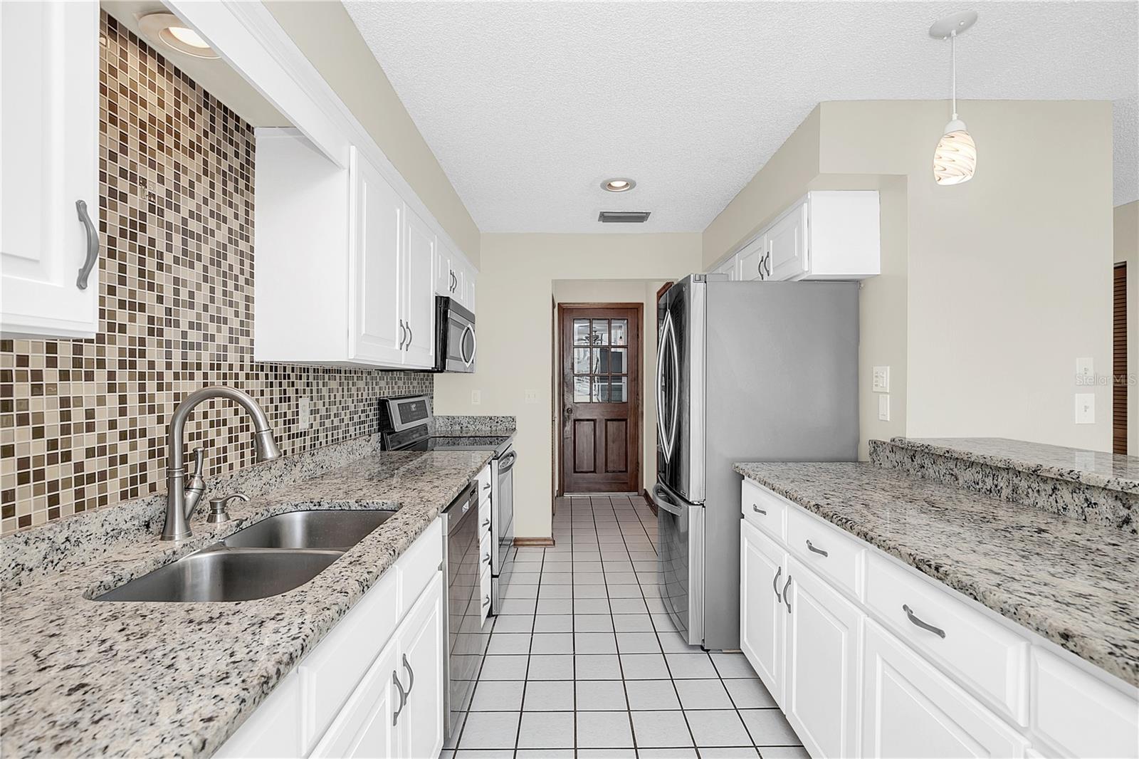 Image 10 of 27 For 136 Florida Shores Boulevard