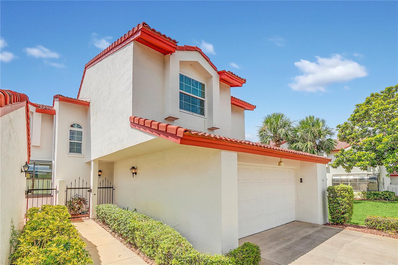 Image 2 of 27 For 136 Florida Shores Boulevard