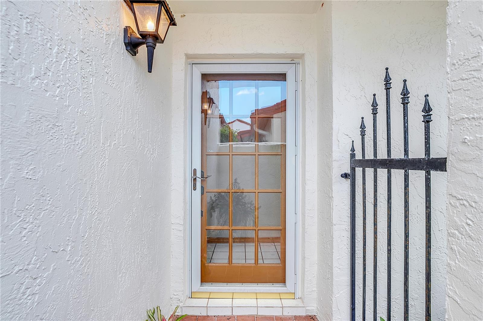 Image 3 of 27 For 136 Florida Shores Boulevard