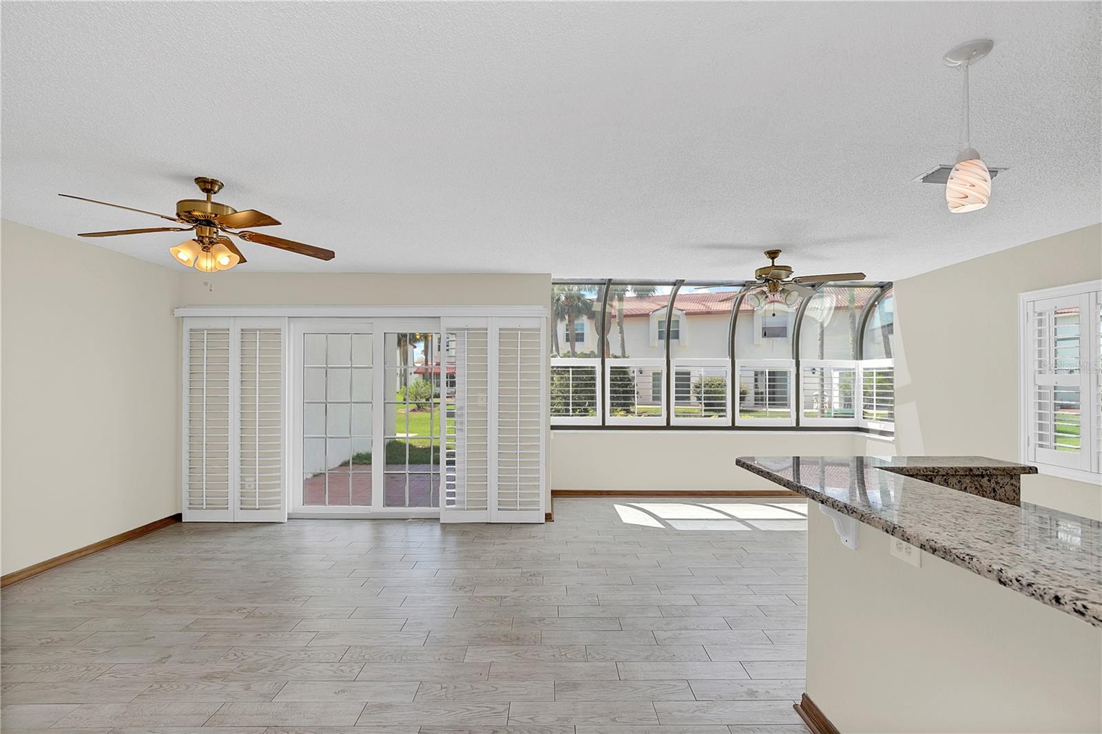 Image 4 of 27 For 136 Florida Shores Boulevard