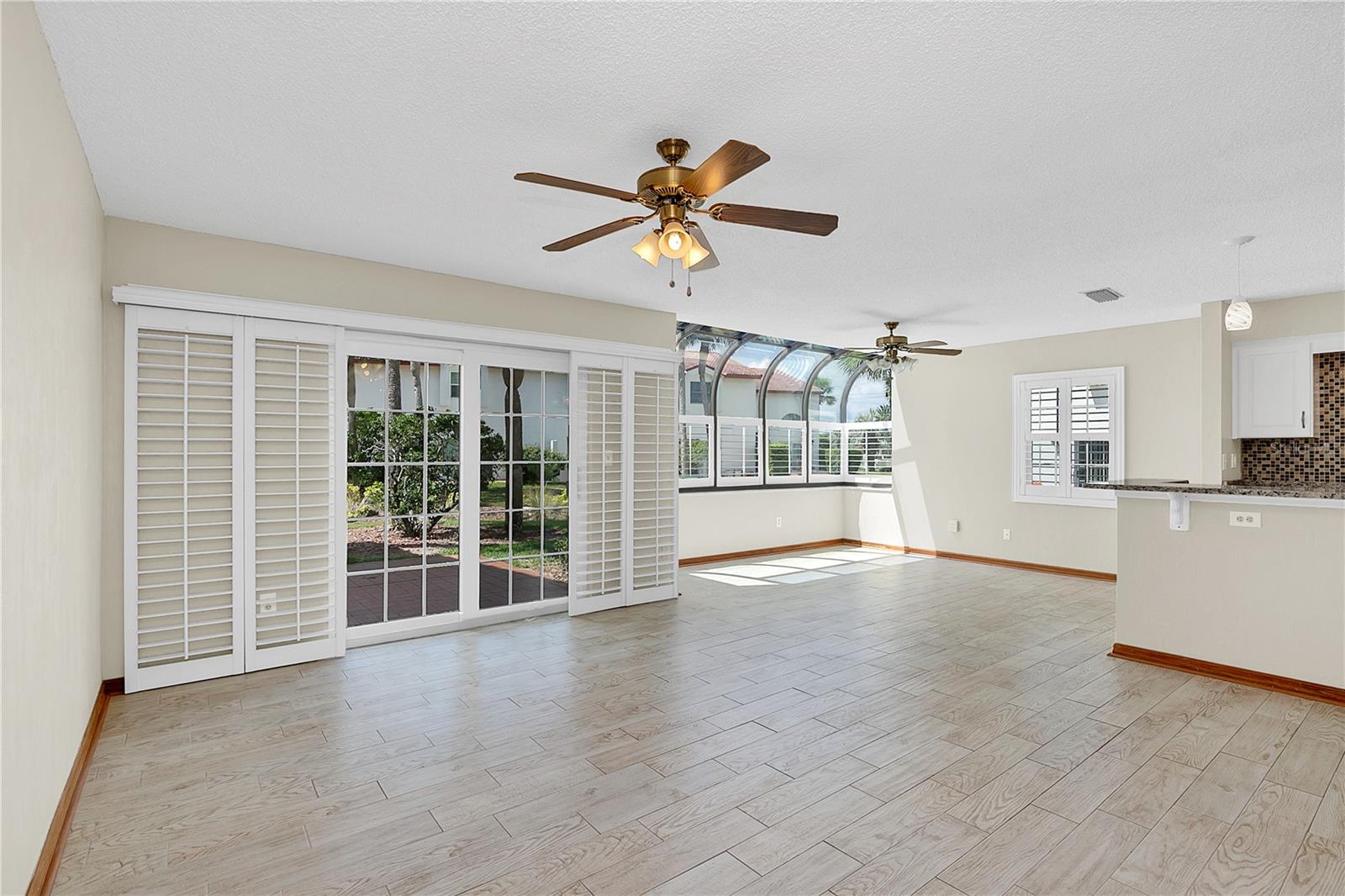 Image 5 of 27 For 136 Florida Shores Boulevard