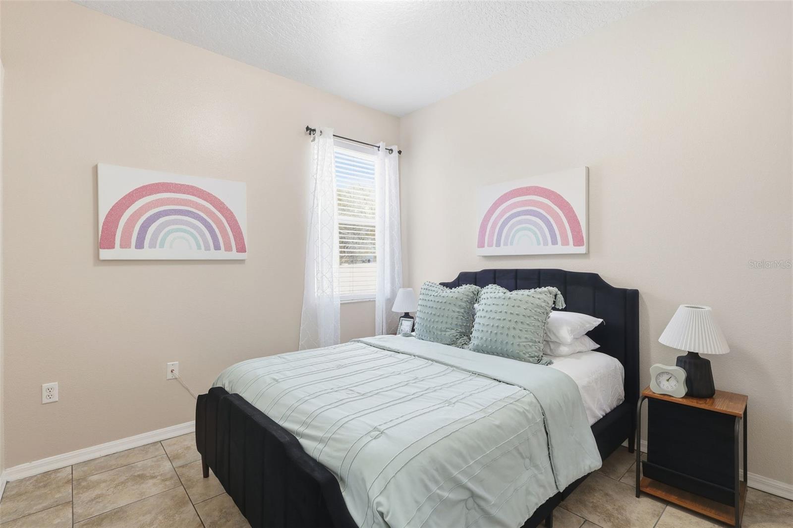 Image 13 of 21 For 12419 Cape Sound Cove