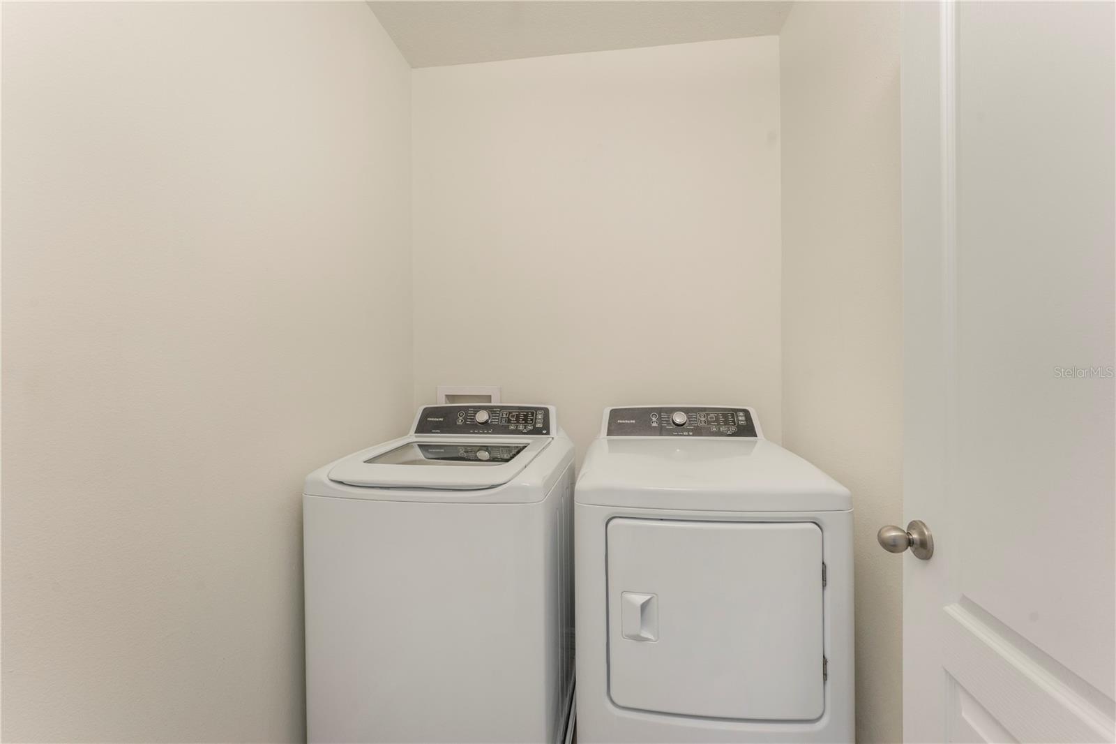 Image 11 of 14 For 3441 Seneca Club Loop 25-101