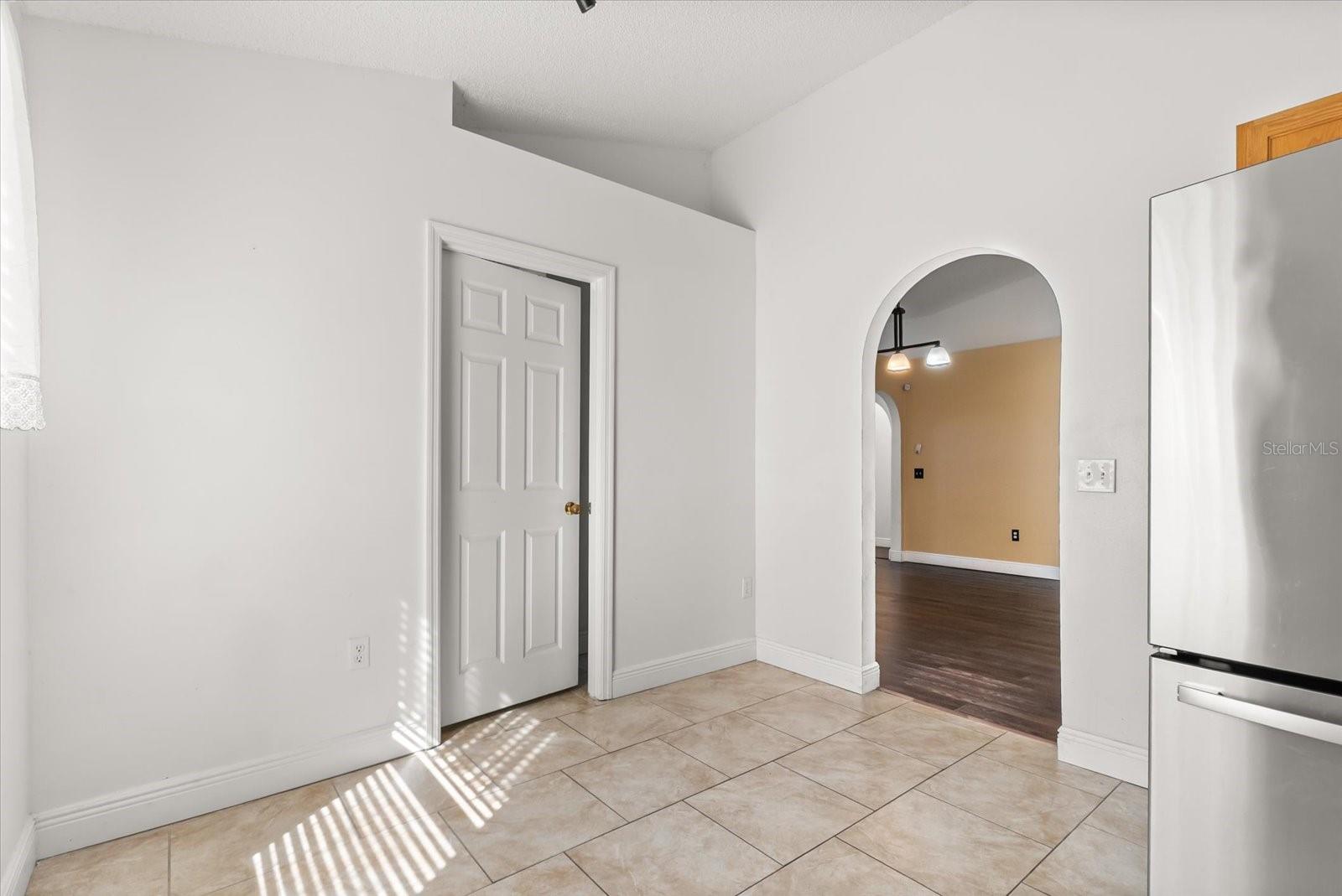 Image 7 of 28 For 750 Welch Hill Circle