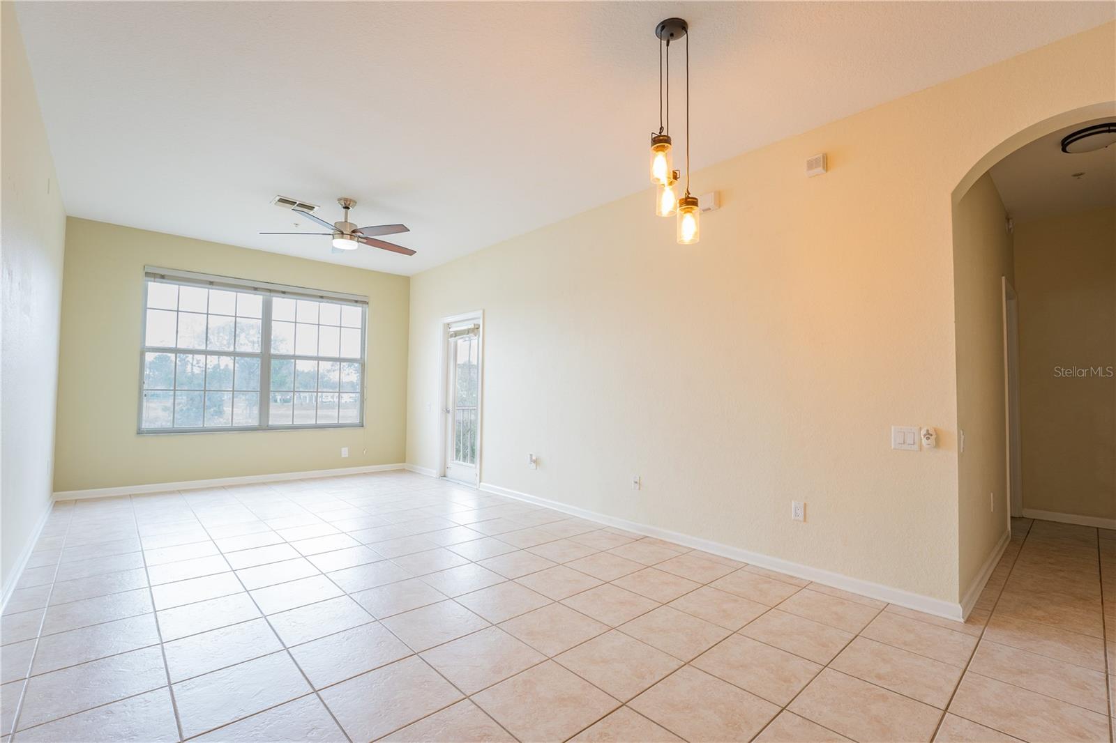 Listing photo id 3 for 13536 Turtle Marsh Loop 523