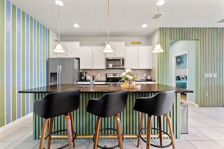 Image 8 of 61 For 1627 Lima Ave