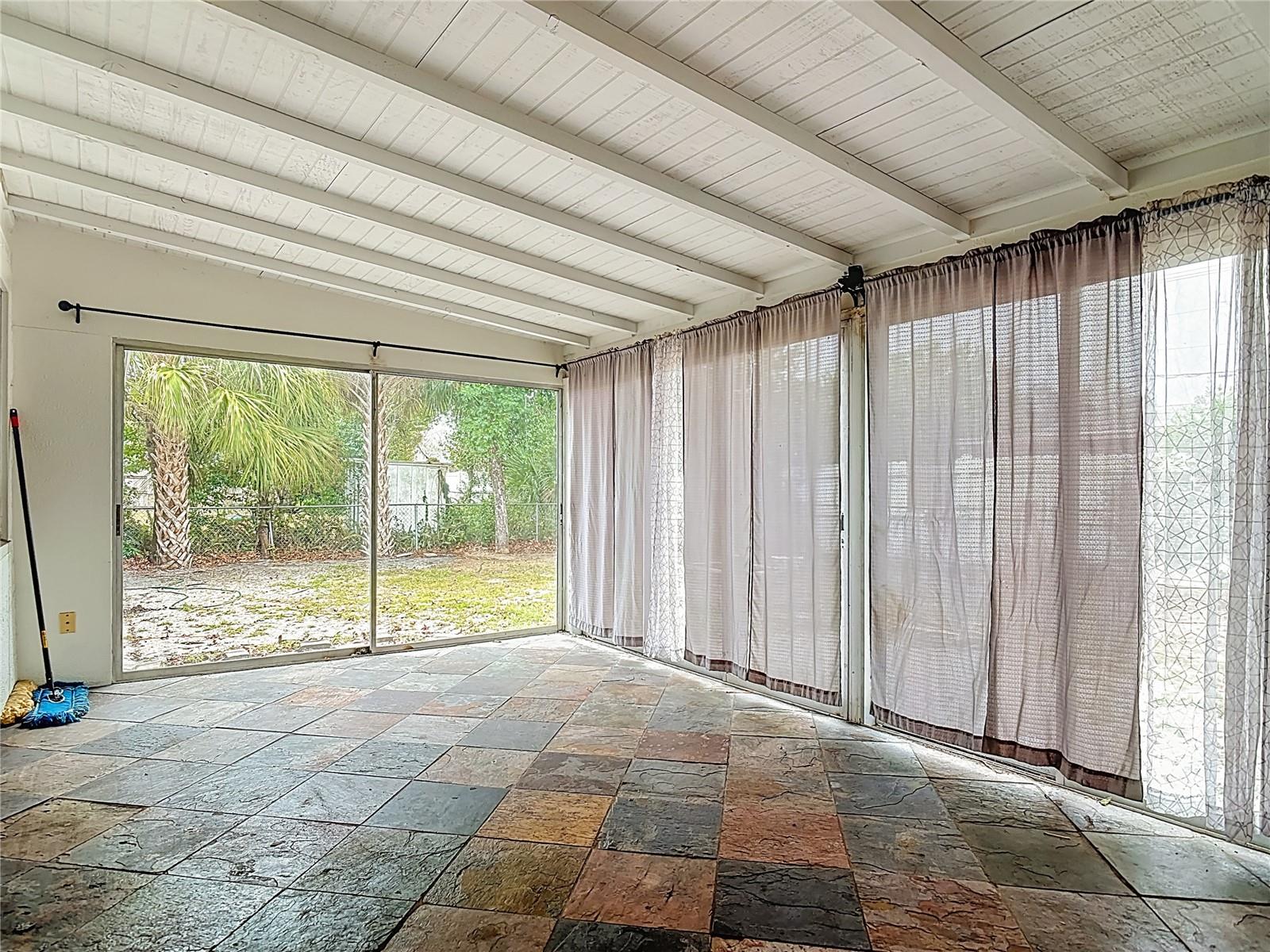 Image 22 of 30 For 2971 Portsmouth Street