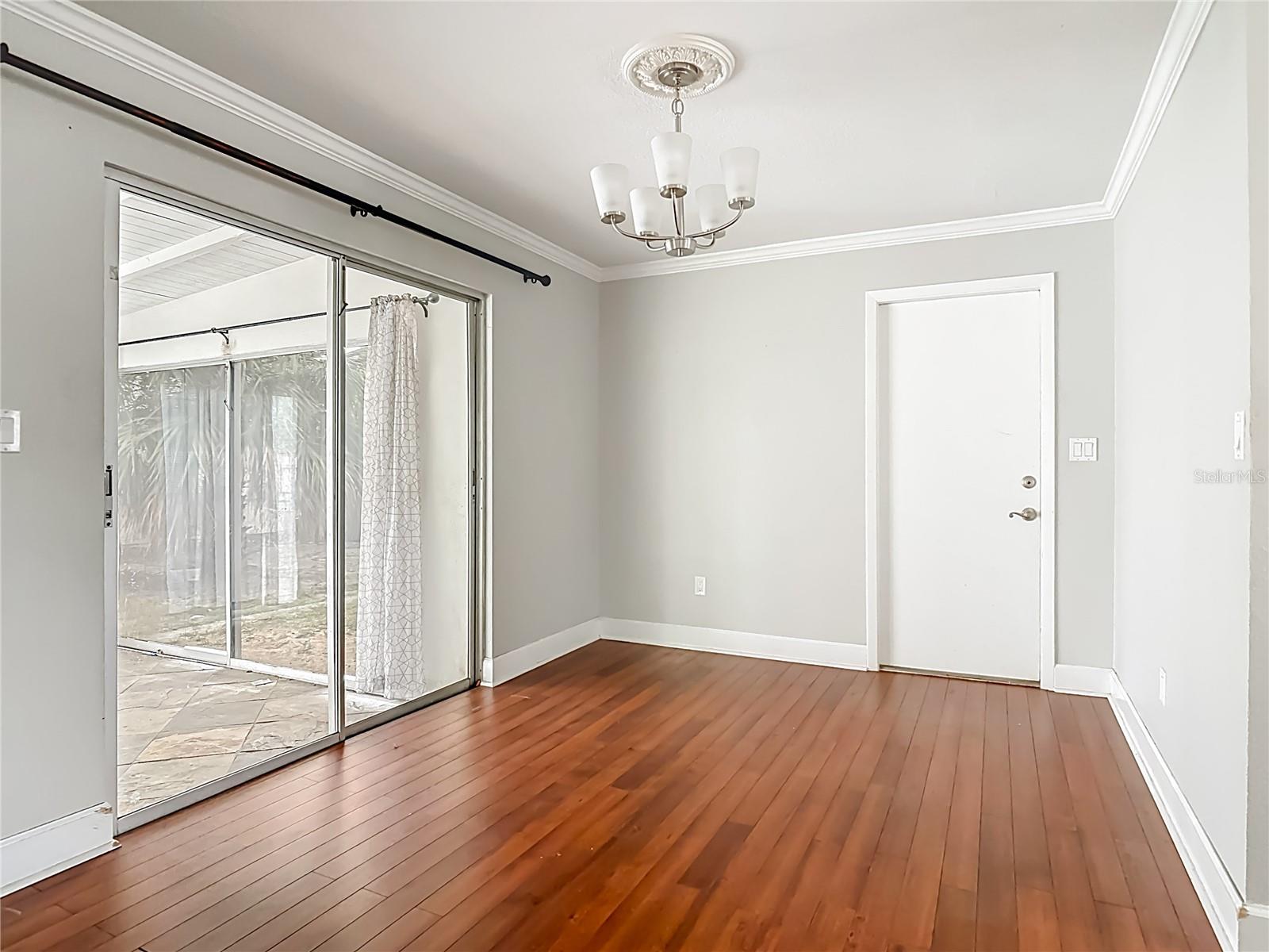 Image 5 of 30 For 2971 Portsmouth Street