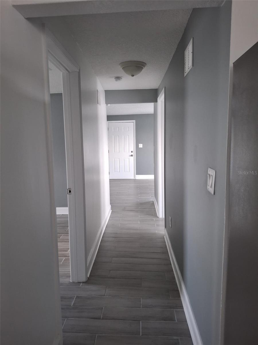 Image 14 of 23 For 825 3rd Street