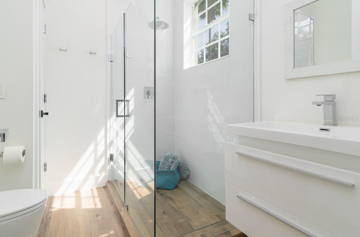 Image 10 of 28 For 8532 Bowden Way