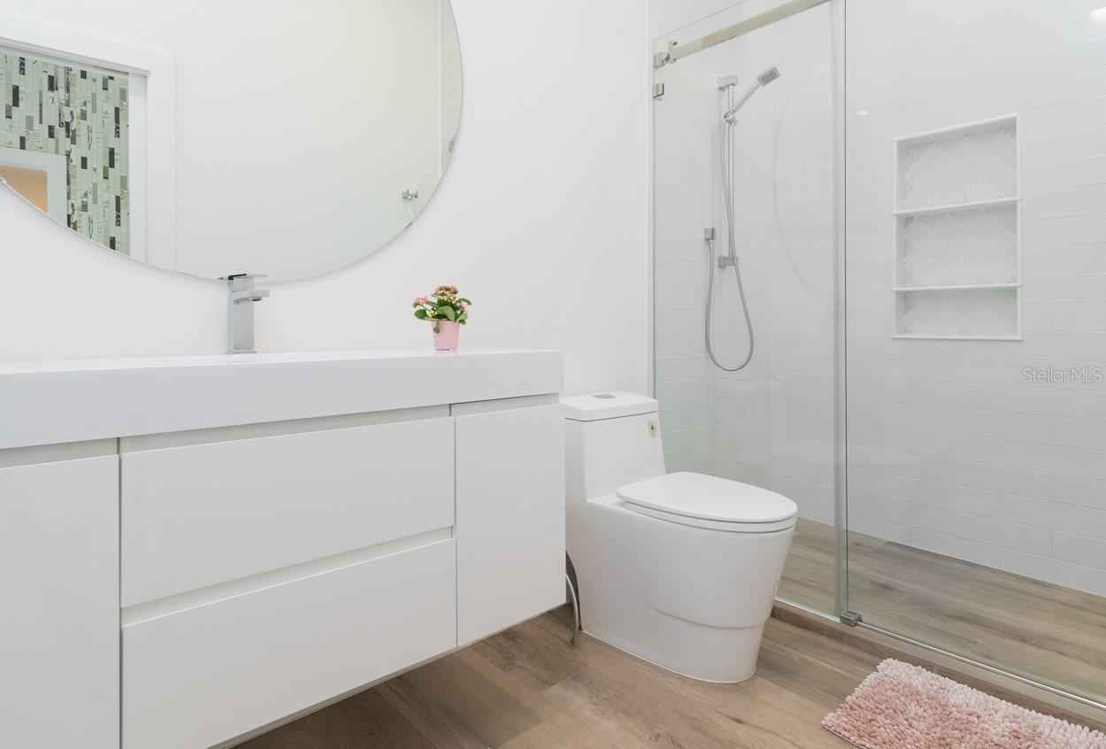 Image 19 of 28 For 8532 Bowden Way