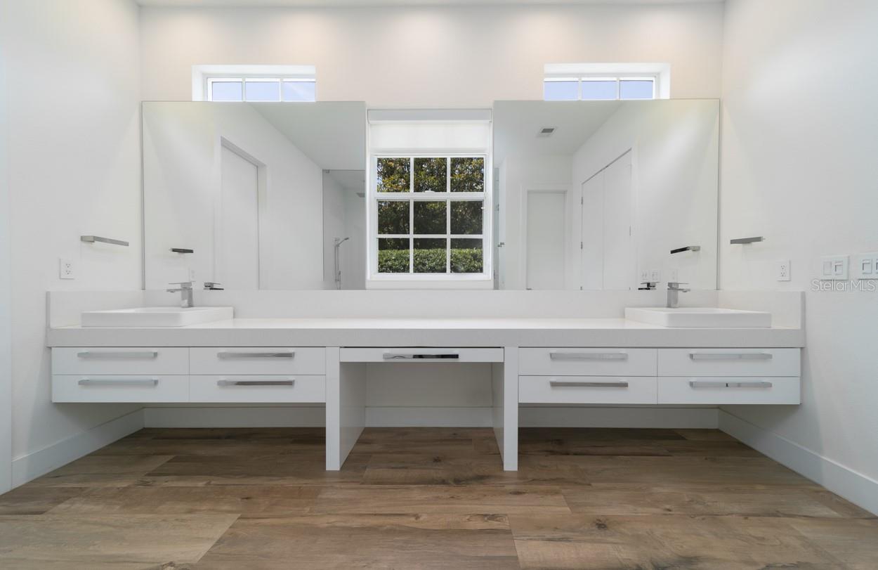 Image 21 of 28 For 8532 Bowden Way