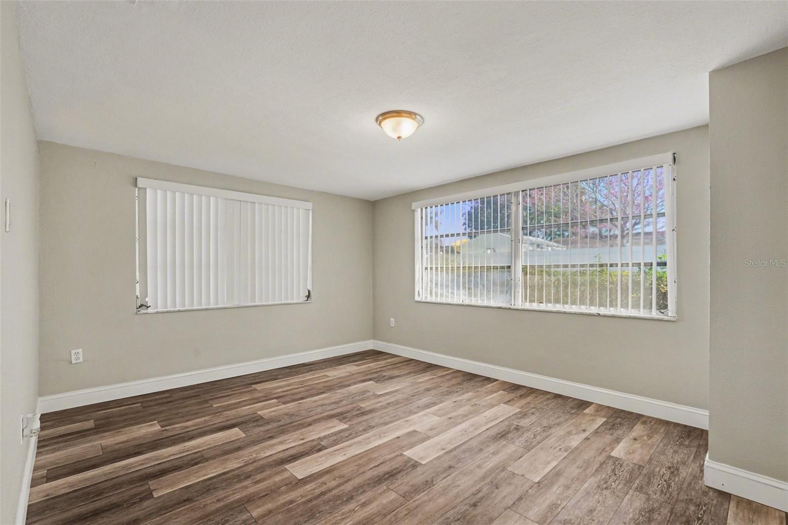 Image 10 of 17 For 9300 Cochise Lane