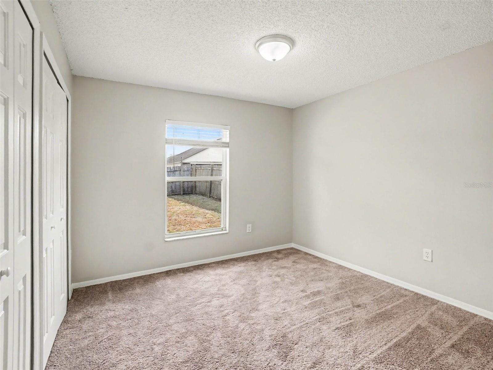 Listing photo id 8 for 2942 Cialella Pass