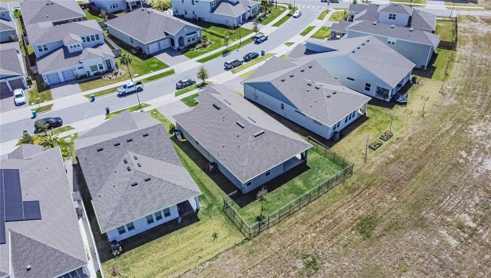 Image 28 of 32 For 18851 Rawson Street