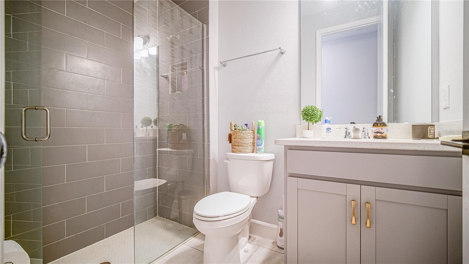 Image 9 of 32 For 18851 Rawson Street