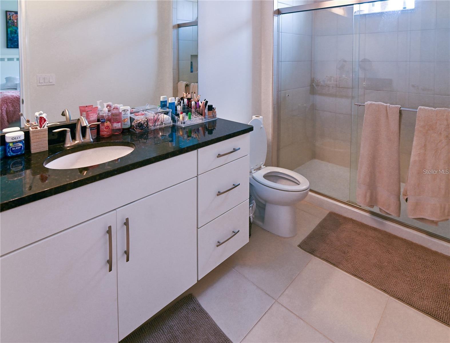 Image 26 of 52 For 15704 Marina Bay Drive