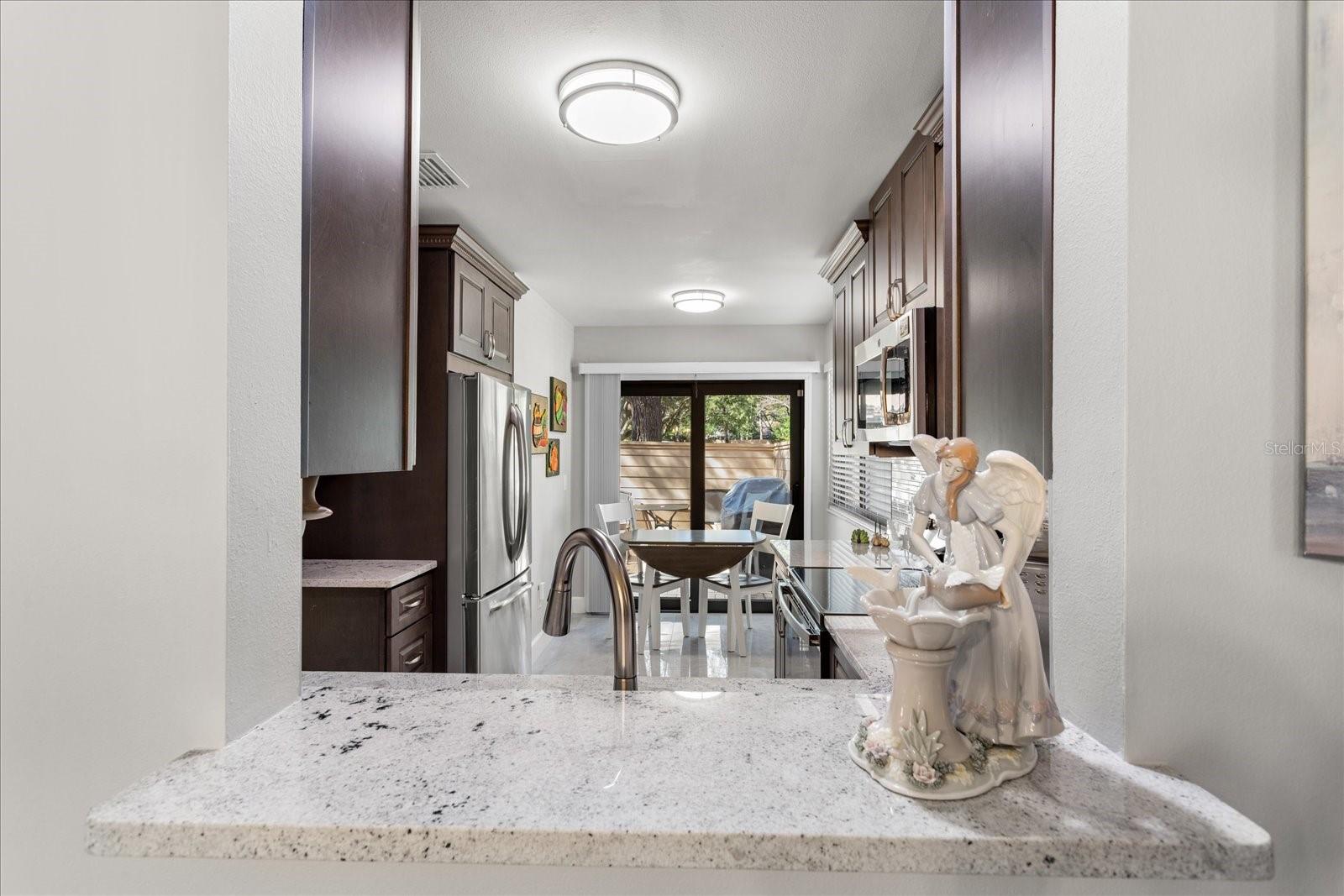 Image 10 of 46 For 409 Evesham Place