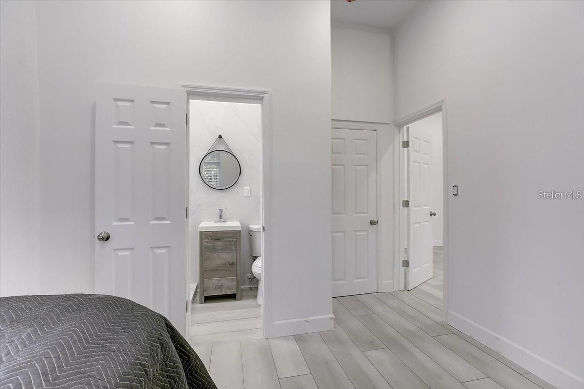 Image 16 of 42 For 1862 6th Street