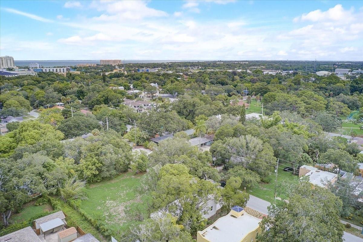 Image 34 of 42 For 1862 6th Street