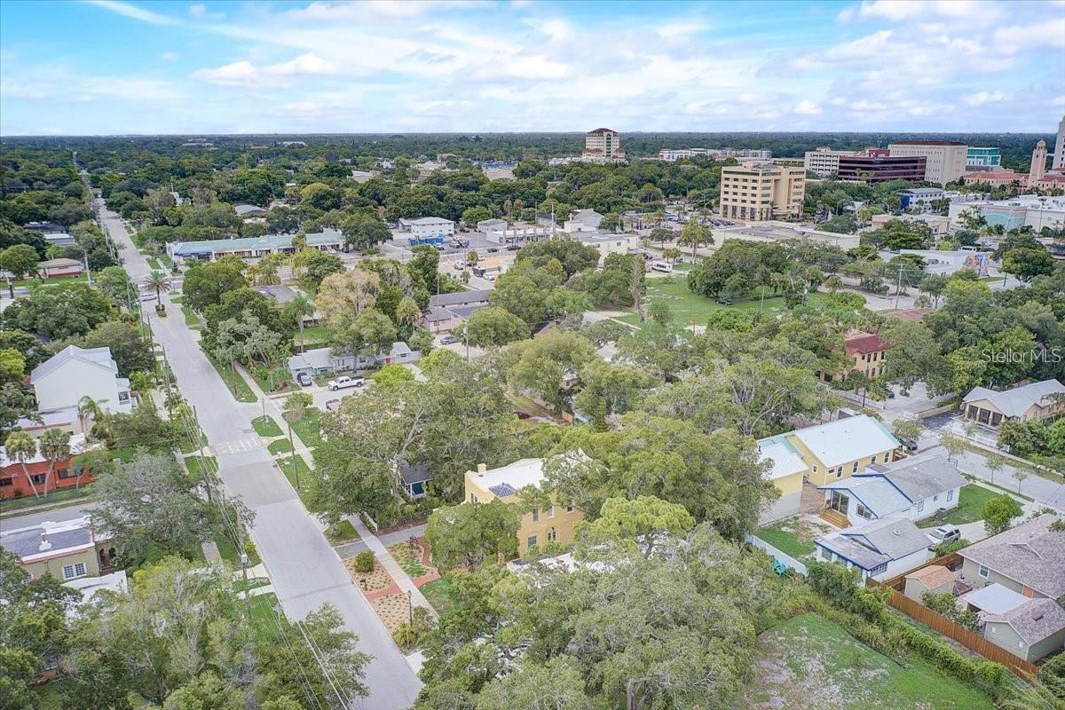 Image 35 of 42 For 1862 6th Street